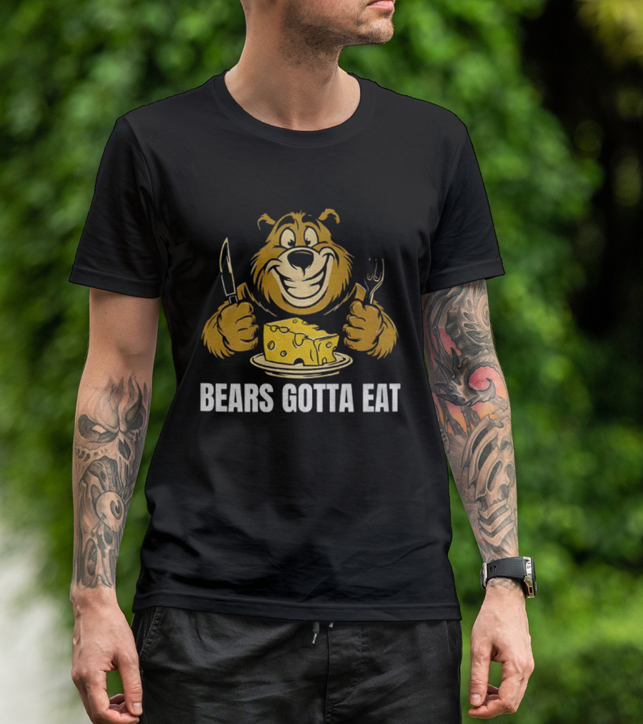 Bears Gotta Eat Chicago Bears Vs Green Bay Packers NFL 2025 Football T-Shirt