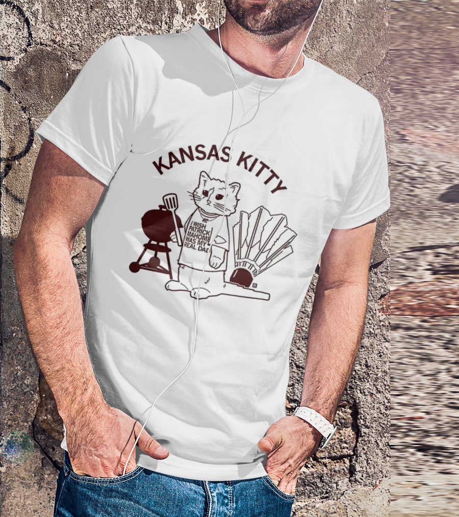 Kansas Kitty I Wish Patrick Mahomes Was My Real Dad Grill Cat Fan Meme T-Shirt