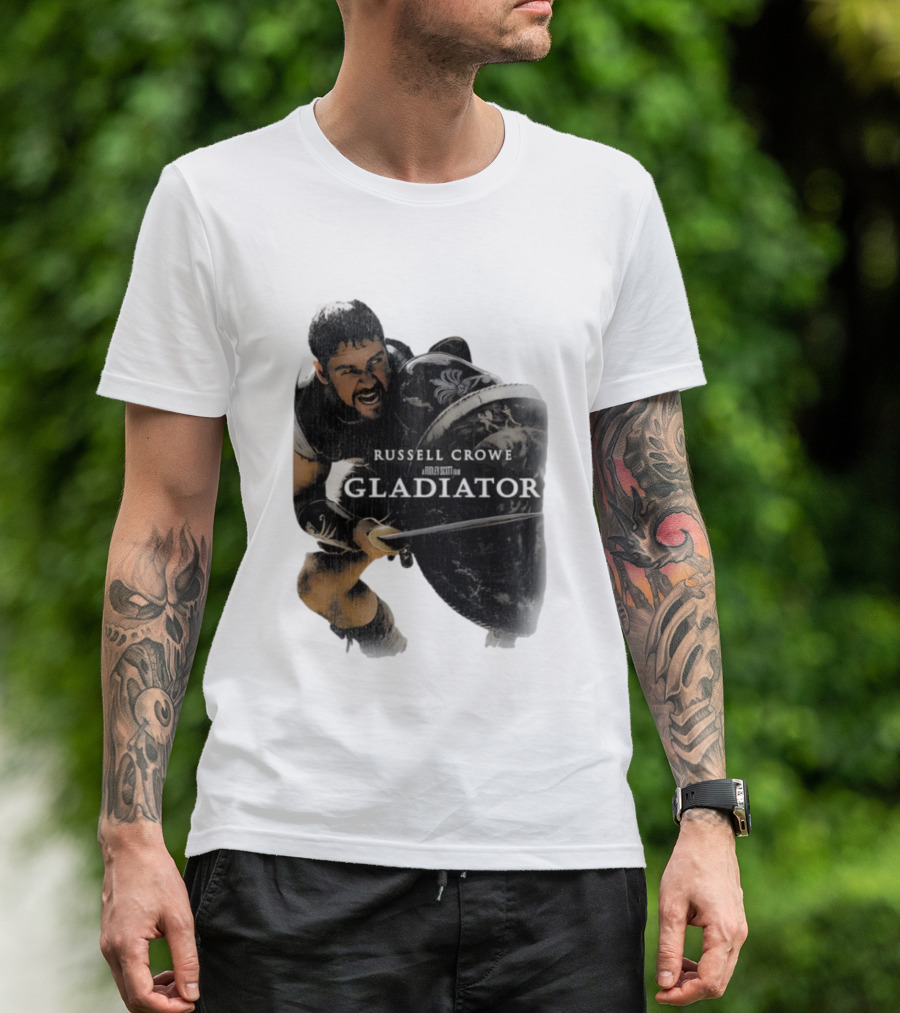Russell Crowe Gladiator Ridley Scott Movie Character Shield Sword T-Shirt
