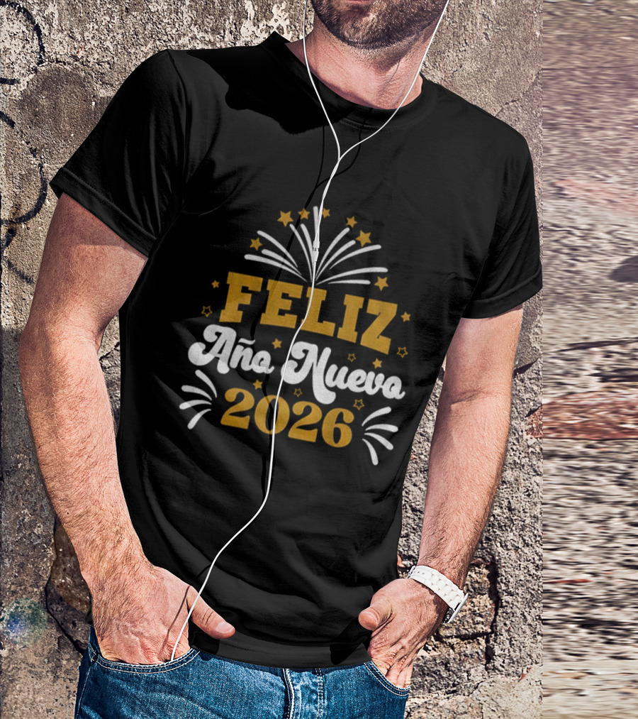 Feliz Año Nuevo 2026 Fiesta De Año Nuevo Con Fuegos Artificiales Y Estrellas T-Shirt