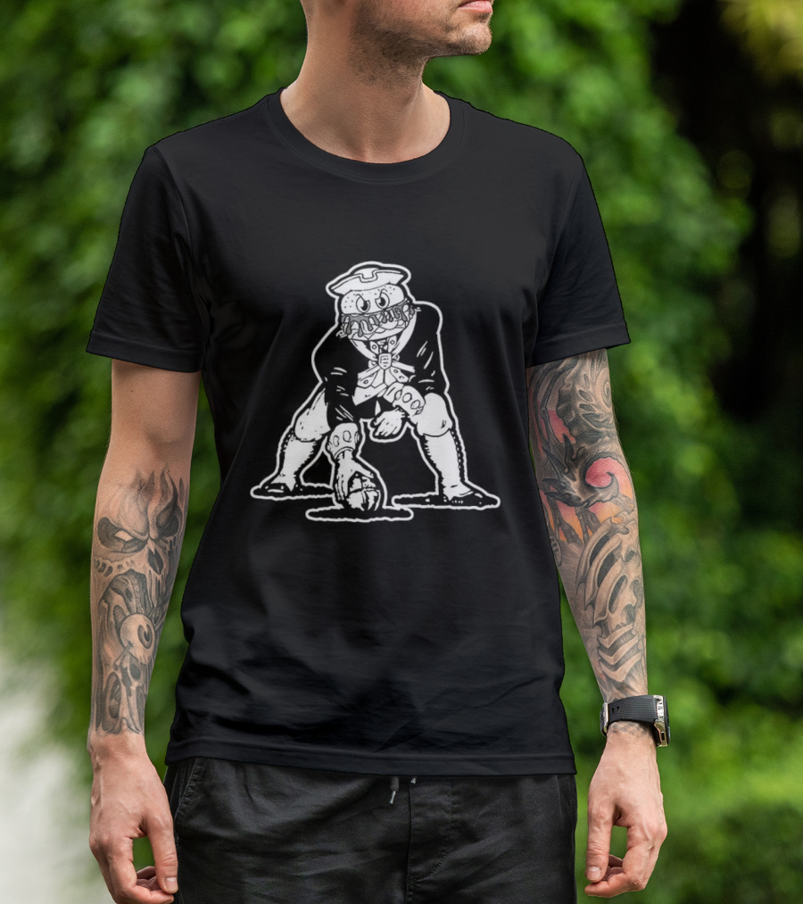 New England Patriots Football Pat Patriot Beefs Burger Mascot NFL Team Logo T-Shirt