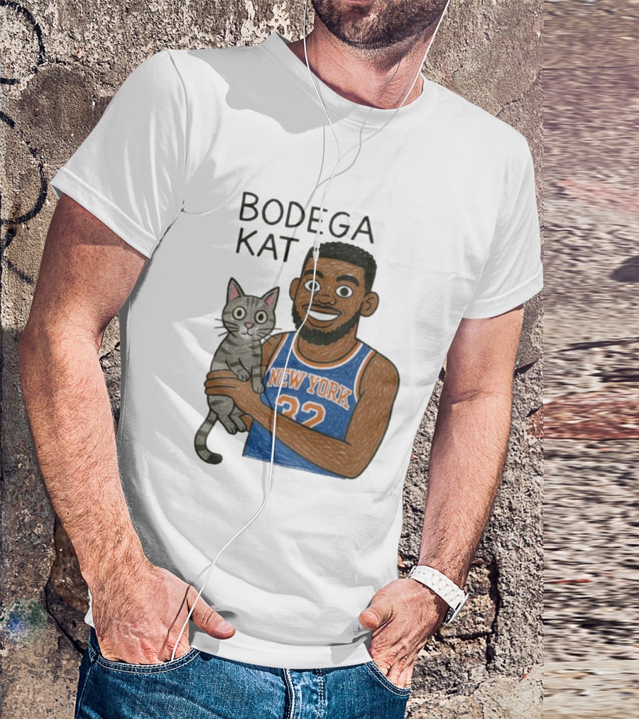 Bodega Kat New York 32 Basketball Fan Art T-Shirt