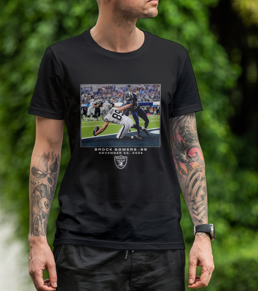 Brock Bowers Number 89 Las Vegas Raiders NFL December Moment T-Shirt