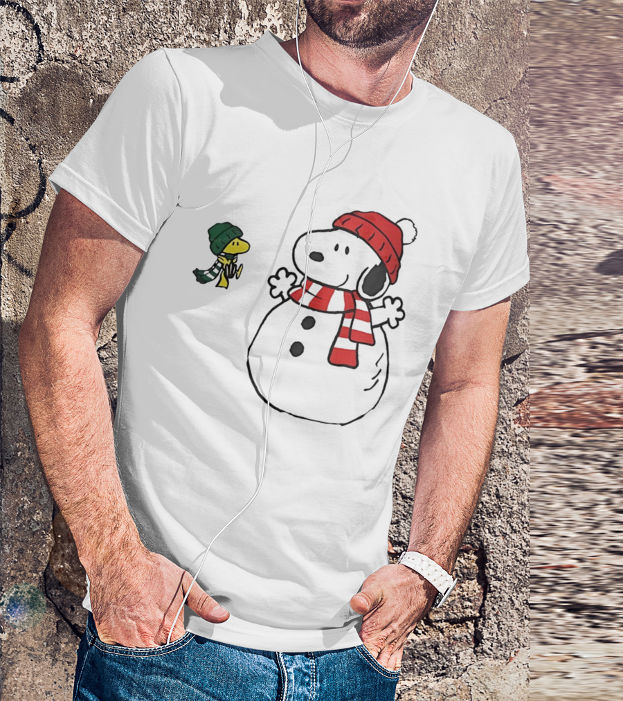 Snoopy And Woodstock Christmas Holiday Snowman Scene T-Shirt