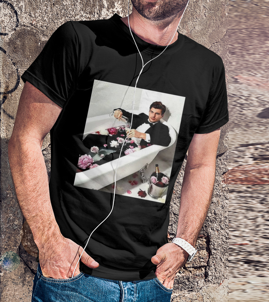 Max Verstappen Oracle Red Bull F1 Elegant Tuxedo Bathtub Roses T-Shirt