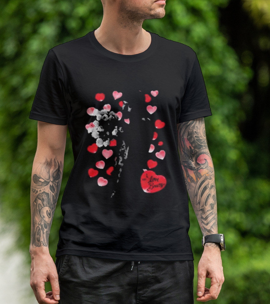 Chris Brown I Love Breezy Heart Petals T-Shirt