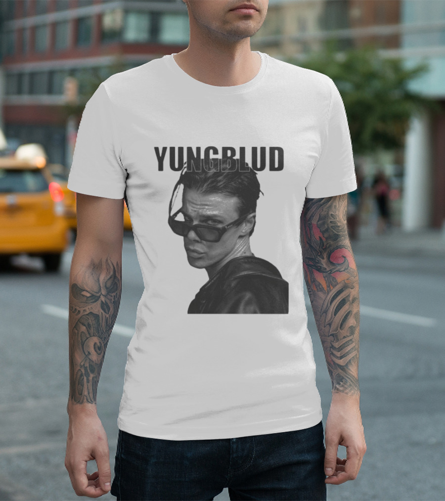 YUNGBLUD Sunglasses Cool Pose T-Shirt