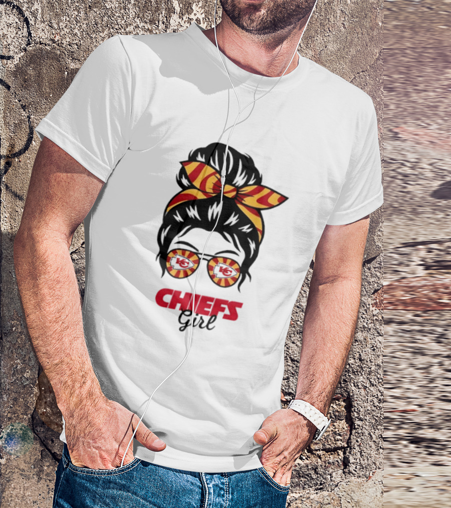Kansas City Chiefs Girl Messy Bun With Striped Bow And Glasses T-Shirt