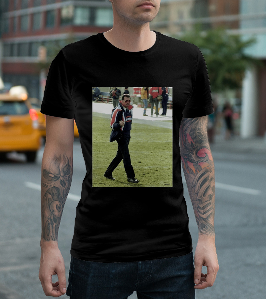 Chicago Bears Mike Ditka Da Coach Middle Finger Meme T-Shirt