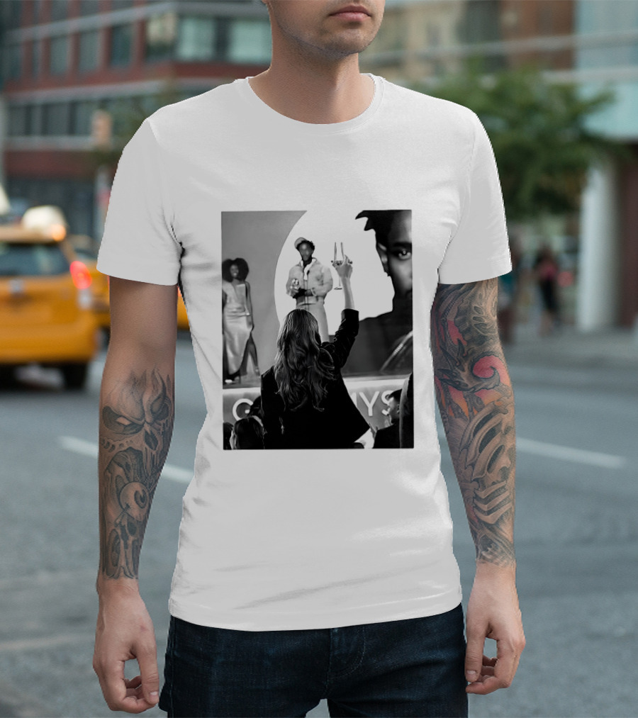 Taylor Celebrates Kendrick Lamar Grammy Win T-Shirt