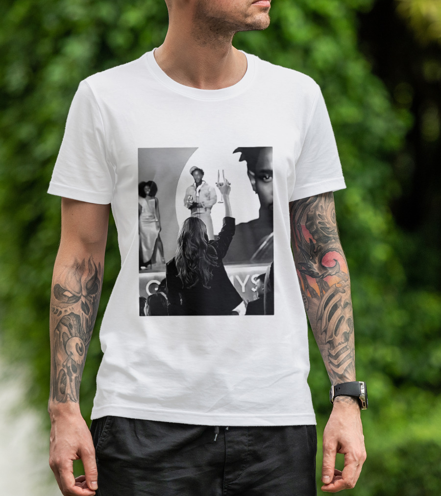 Taylor Celebrates Kendrick Lamar Grammy Win T-Shirt