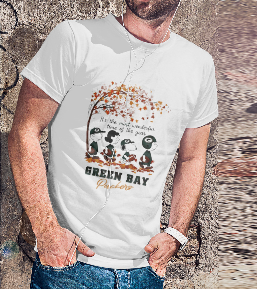 Green Bay Packers Snoopy Peanuts Fall Autumn Football It's The Most Wonderful Time Of The Year T-Shirt