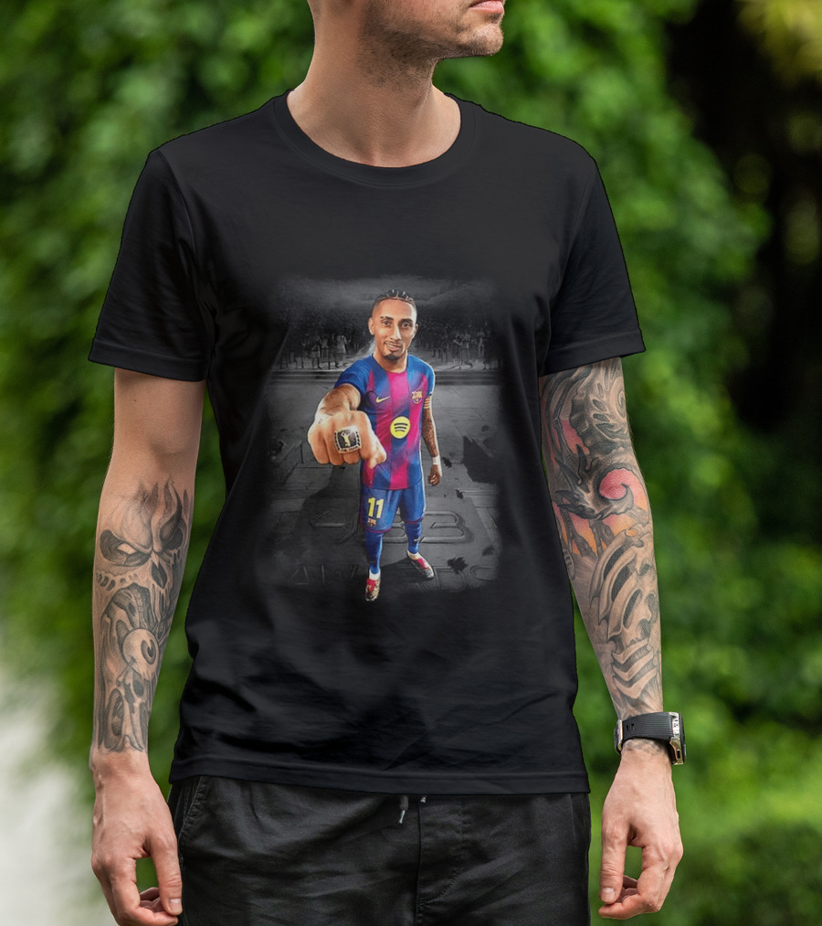 Raphinha 433 Barcelona Player Of The Year 2025 Award Winning Image T-Shirt