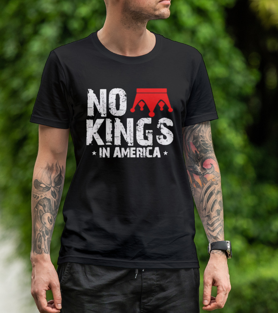 No Kings In America Red Crown T-Shirt