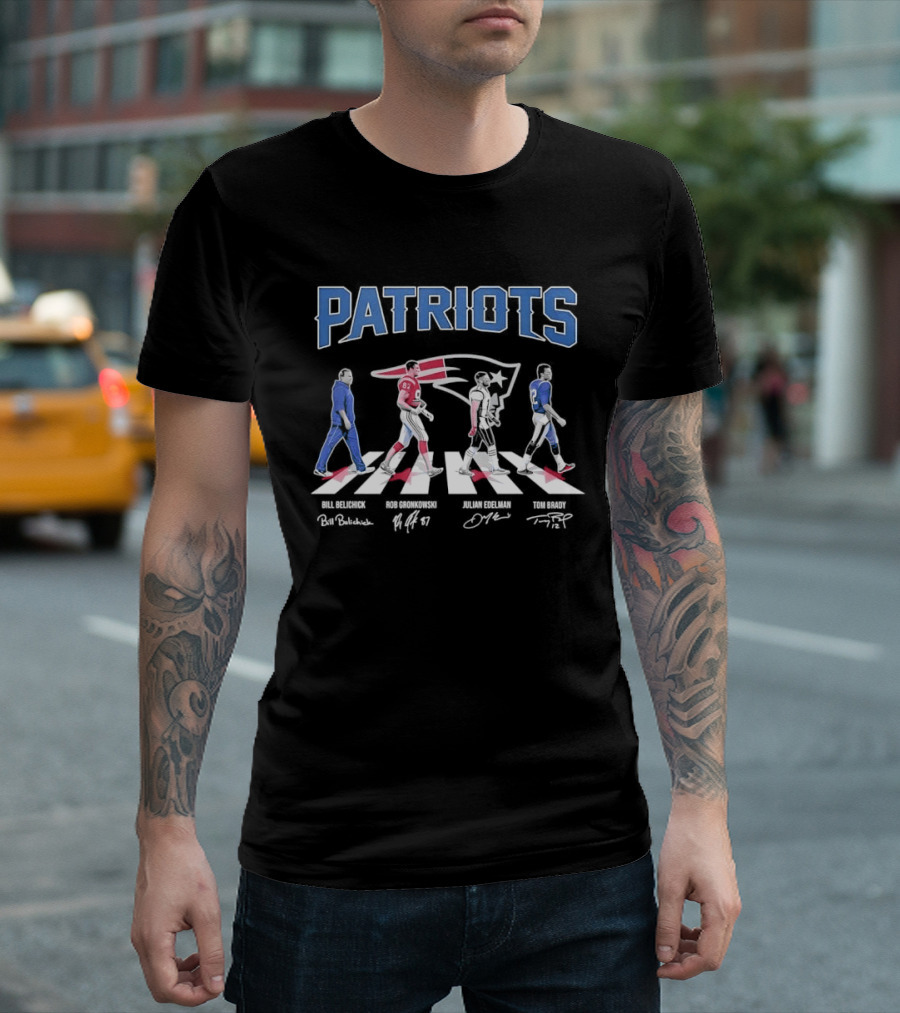 New England Patriots Abbey Road Bill Belichick Rob Gronkowski Julian Edelman Tom Brady Parade T-Shirt