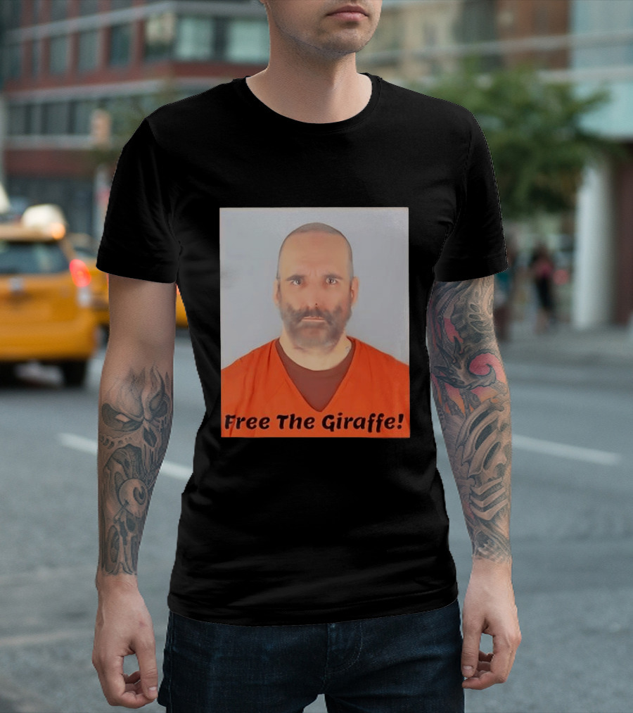 Free The Giraffe Shot Funny Jail Photo T-Shirt