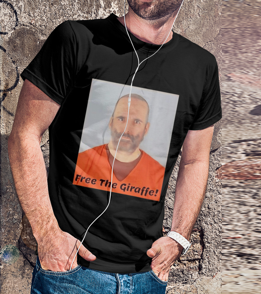Free The Giraffe Shot Funny Jail Photo T-Shirt