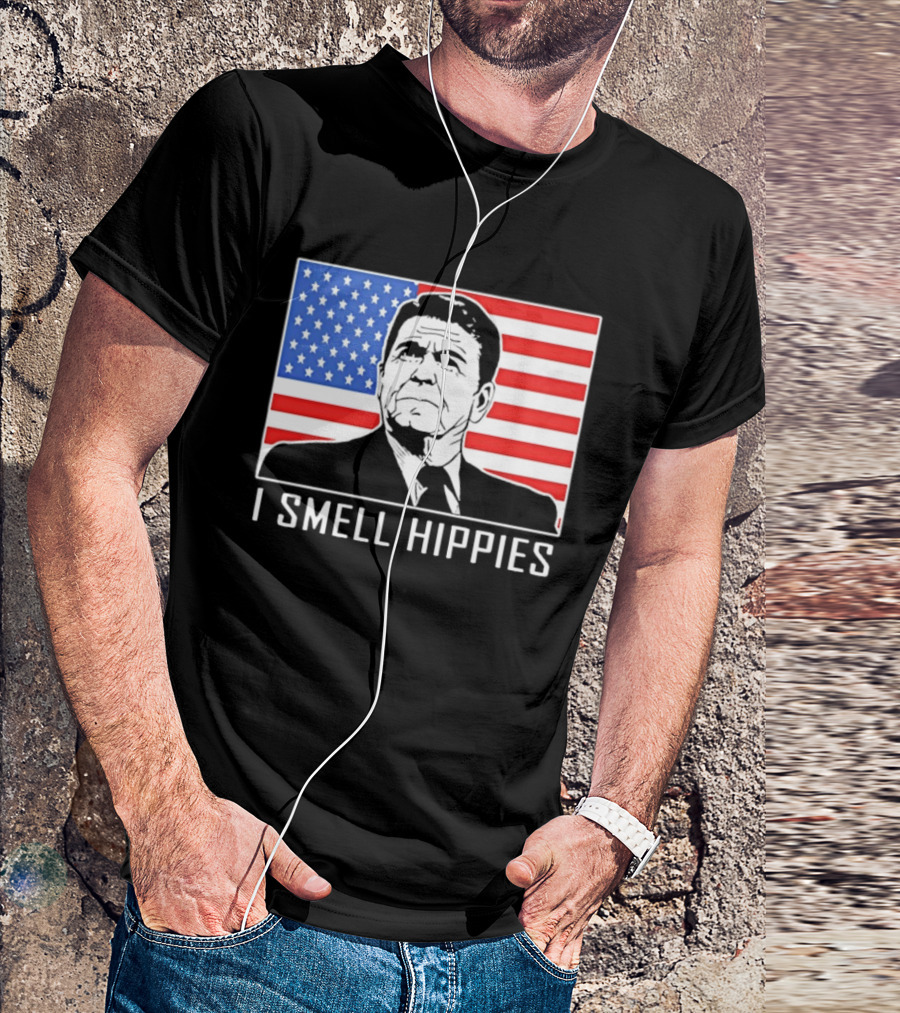 I Smell Hippies Ronald Reagan American Flag Stars And Stripes T-Shirt