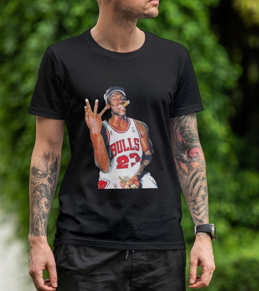 Giannis Antetokounmpo Mj Cigar Chicago Bulls 23 Basketball Legend T-Shirt