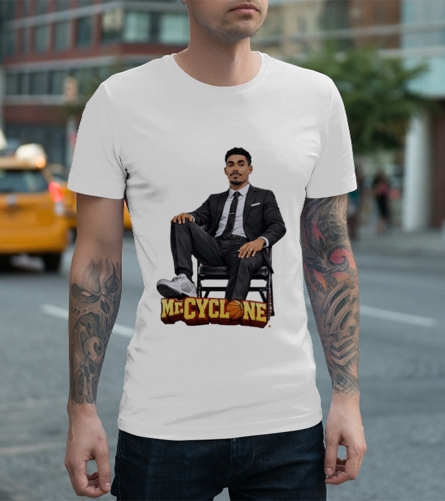 Mr Cyclone Tamin Lipsey In Suit On Chair Iowa State Cyclones T-Shirt