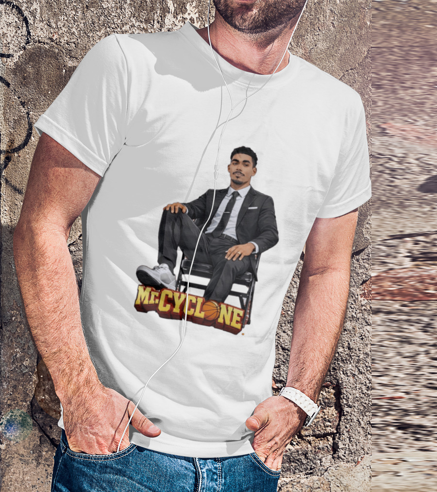 Mr Cyclone Tamin Lipsey In Suit On Chair Iowa State Cyclones T-Shirt