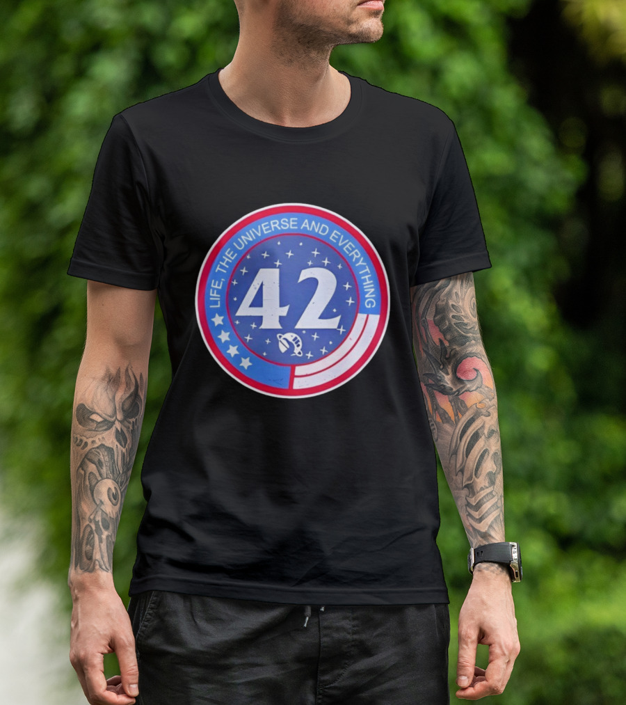 Life The Universe And Everything 42 Hitchhiker's Guide To The Galaxy T-Shirt