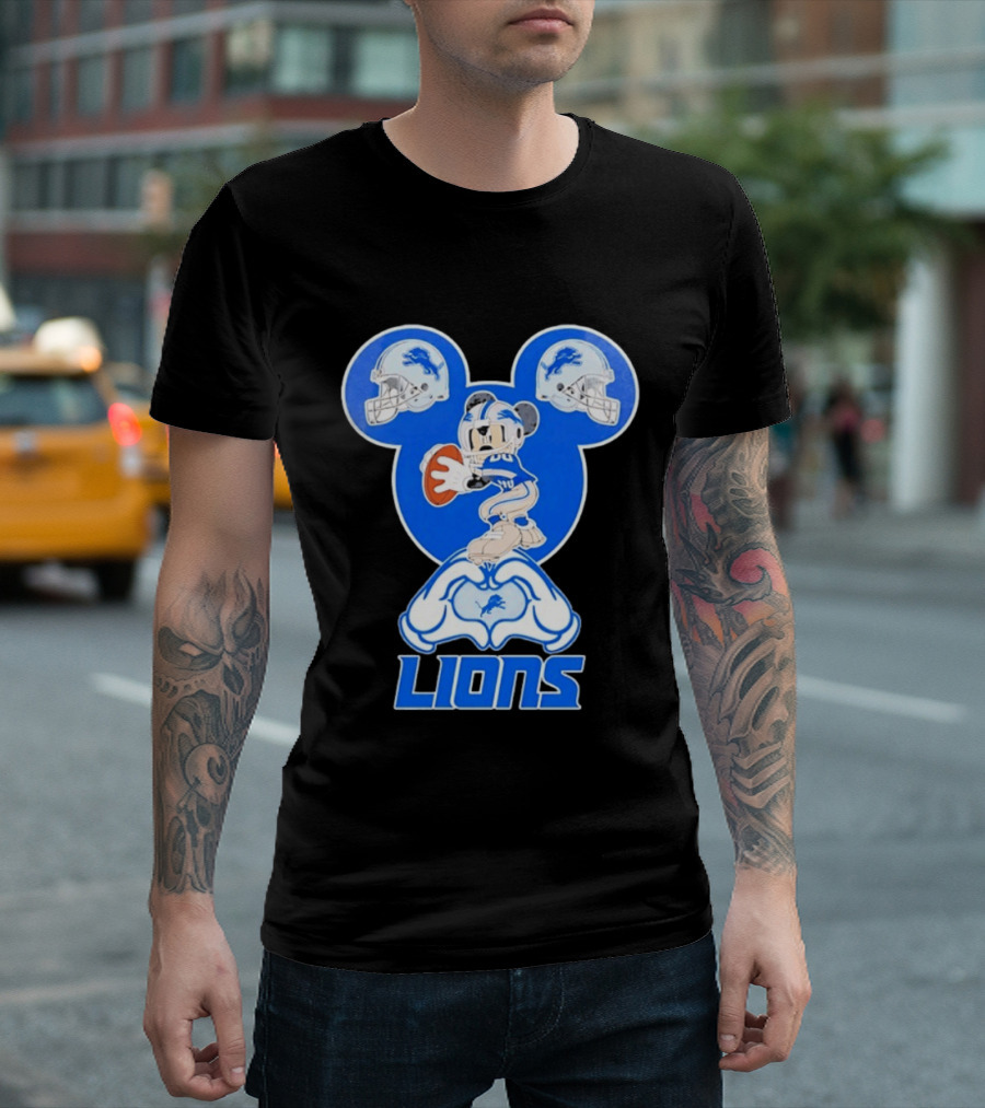 Detroit Lions Mickey Mouse Football Heart Helmets T-Shirt