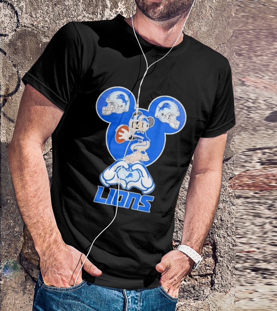 Detroit Lions Mickey Mouse Football Heart Helmets T-Shirt