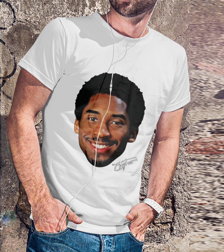 Kobe Bryant Big Face All Smiles NBA Legend T-Shirt