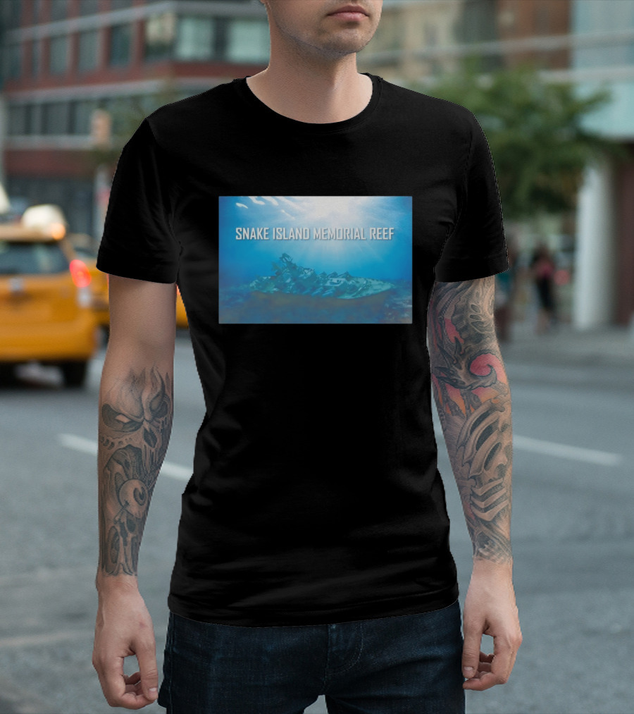 Snake Island Memorial Reef Submerged Ship Ocean Scene T-Shirt