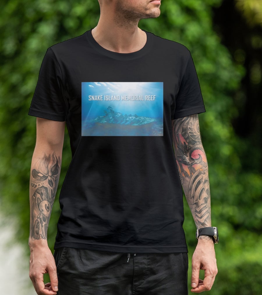 Snake Island Memorial Reef Submerged Ship Ocean Scene T-Shirt