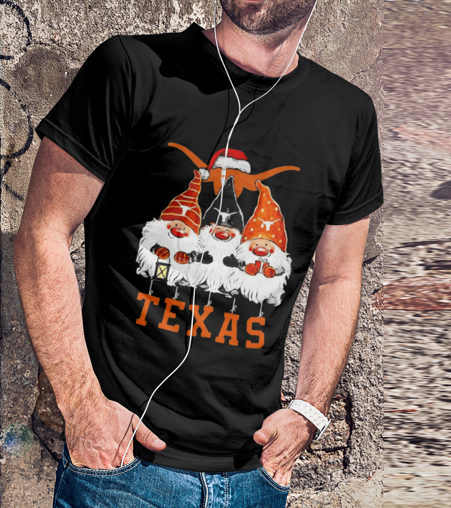 Texas Longhorns Christmas Gnomes Festive Decor T-Shirt