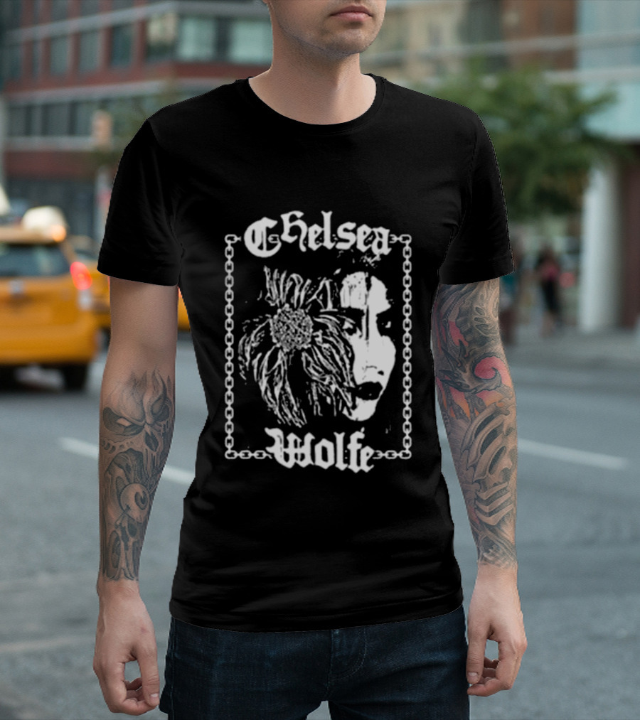 Chelsea Wolfe Carrion Flowers Chain Border Face Flower T-Shirt