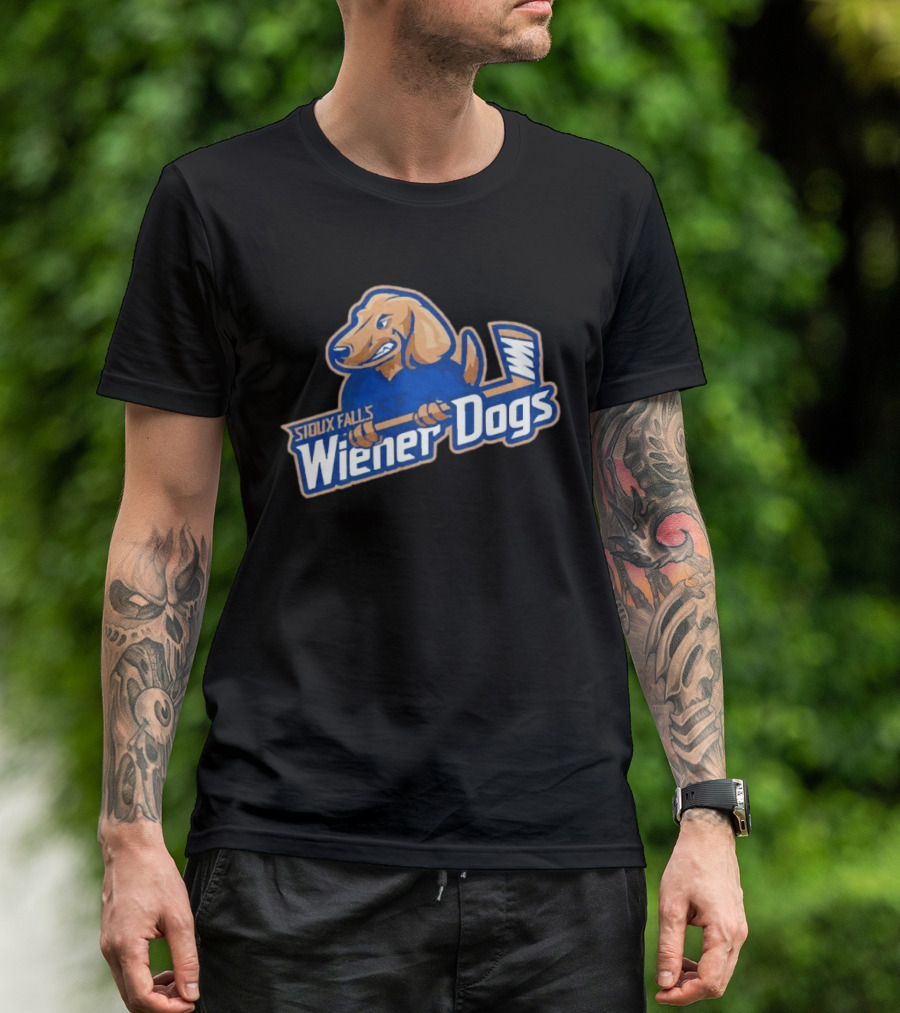 Sioux Falls Wiener Dogs Hockey Team Fighting Dog T-Shirt