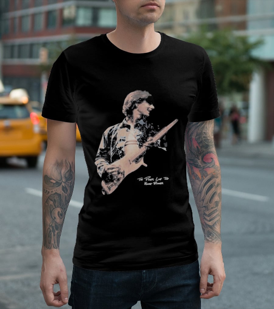 Noah Rinker Spring 2026 Tour Vintage Guitarist T-Shirt