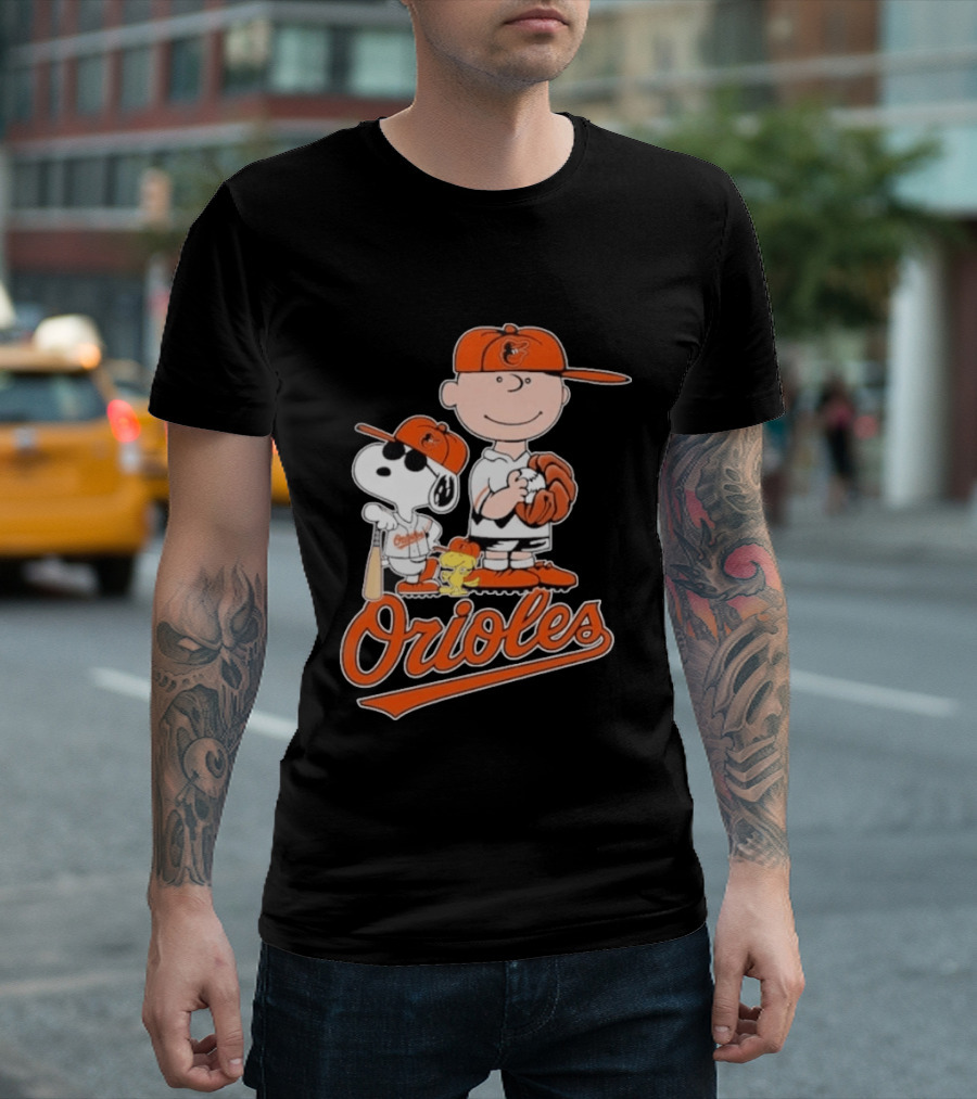 2026 Snoopy Charlie Brown Peanuts Baseball Orioles T-Shirt