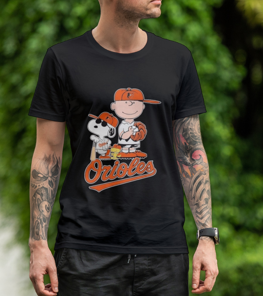 2026 Snoopy Charlie Brown Peanuts Baseball Orioles T-Shirt