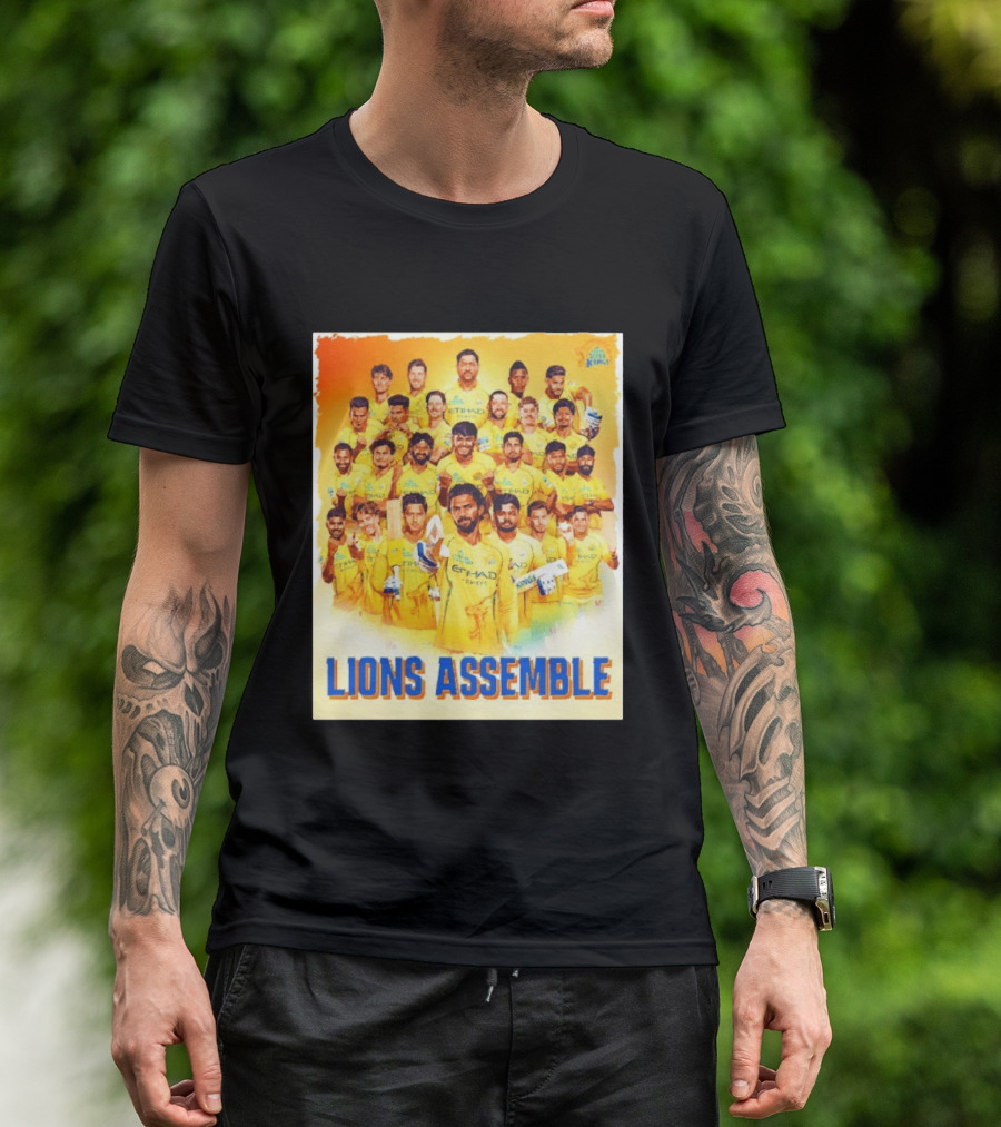 Raring To Roar Lions Assemble Chennai Super Kings Team Celebration T-Shirt