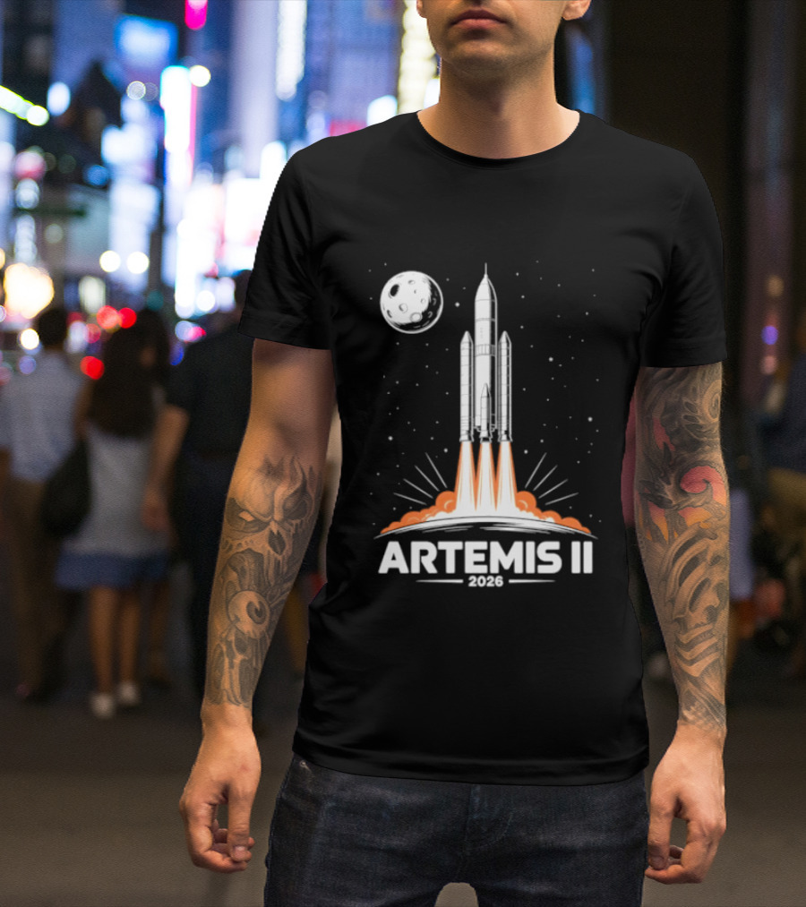 Artemis II 2026 Rocket Launch To The Moon With Spacecraft And Moon T-Shirt