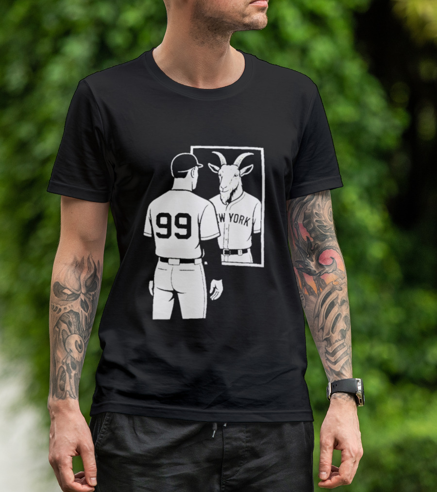 Aaron Judge GOAT Reflection New York Yankees Baseball 99 T-Shirt