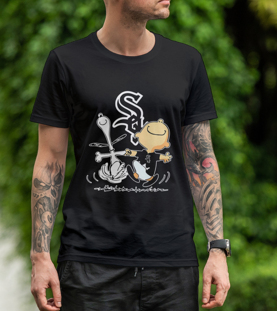 Charlie Brown Snoopy Chicago White Sox Dance Peanuts Comic Strip T-Shirt