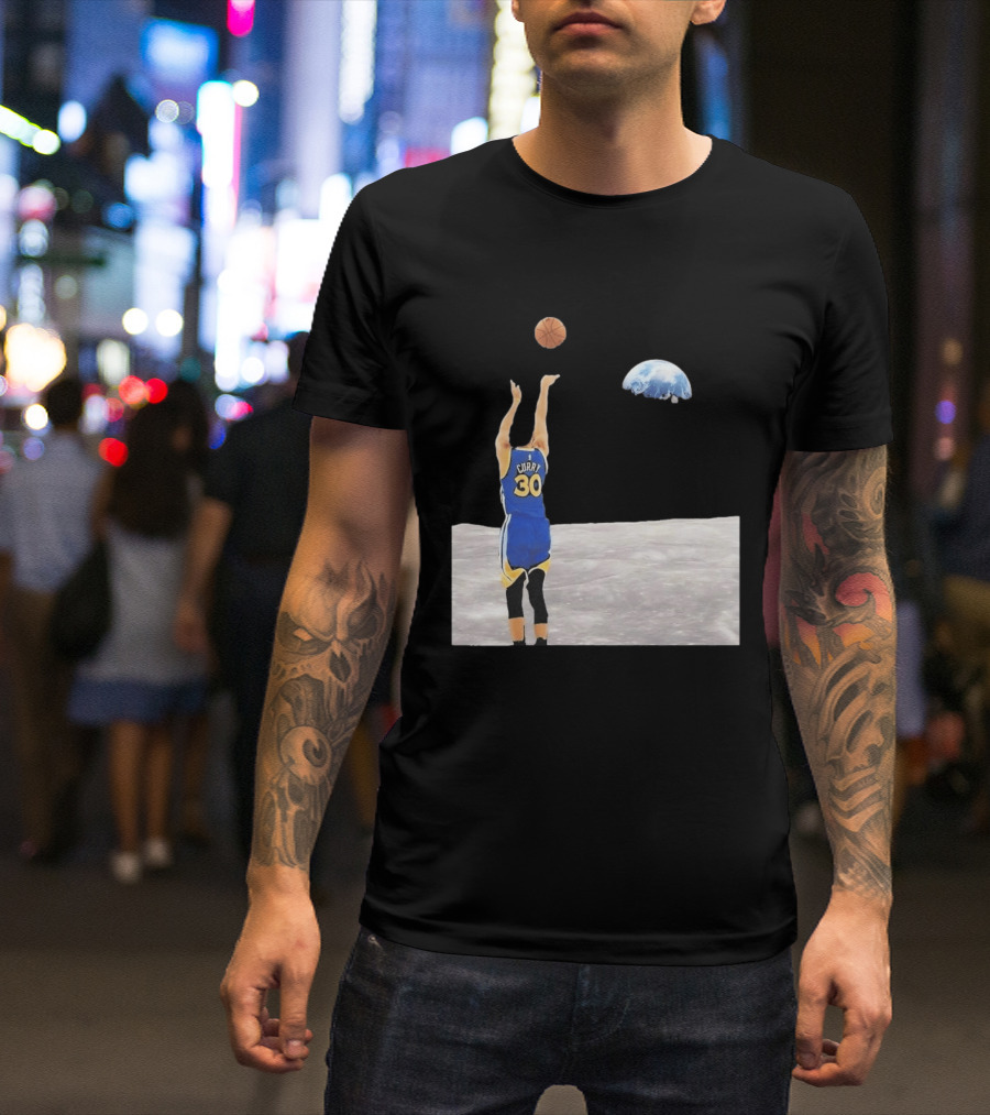 Stephen Curry 30 Shooting Basketball From Moon Earth View T-Shirt