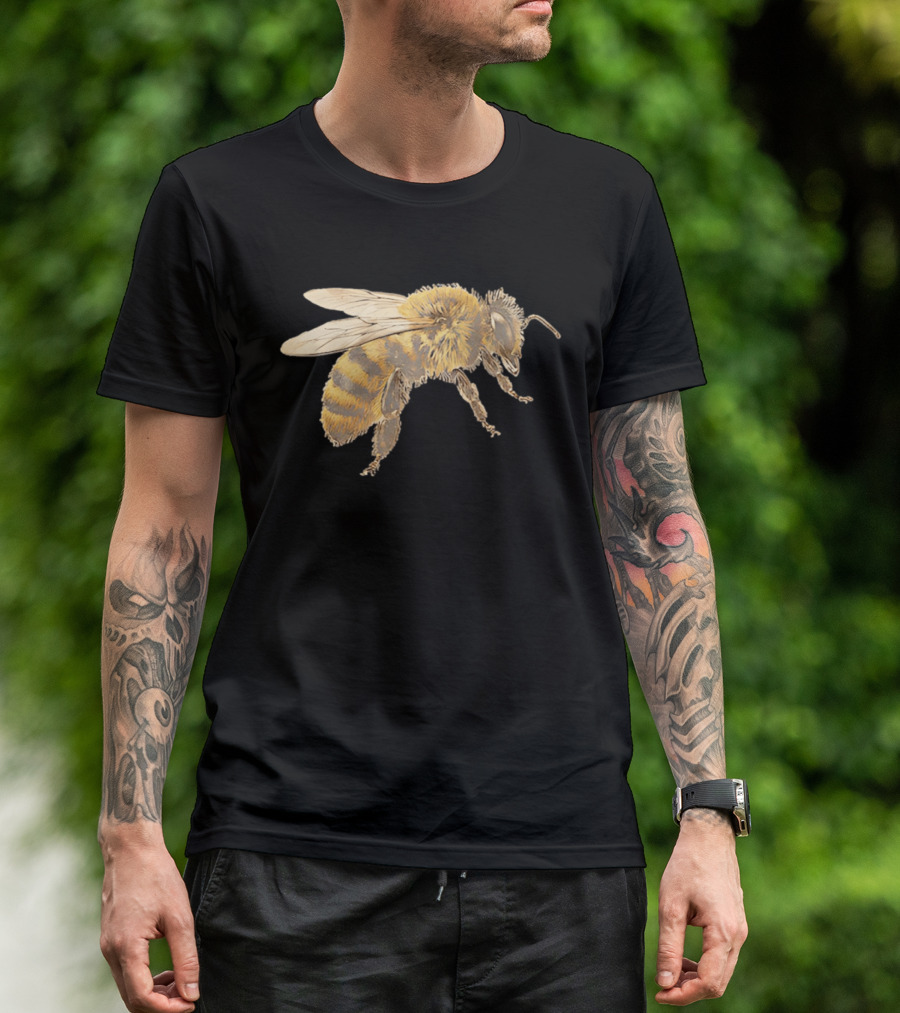 Honey Bee Realistic Illustration Detailed Insect T-Shirt