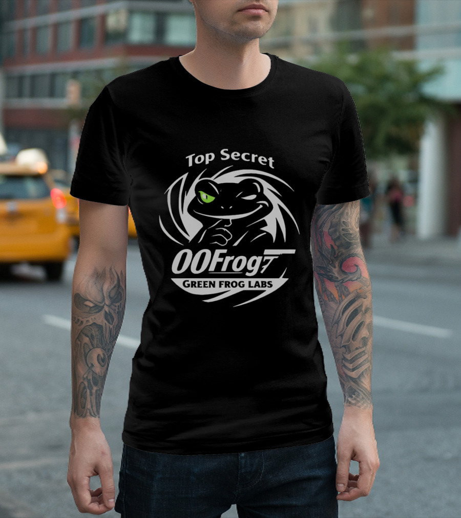 Top Secret 00Frog7 Green Frog Labs Covert Agent Frog T-Shirt