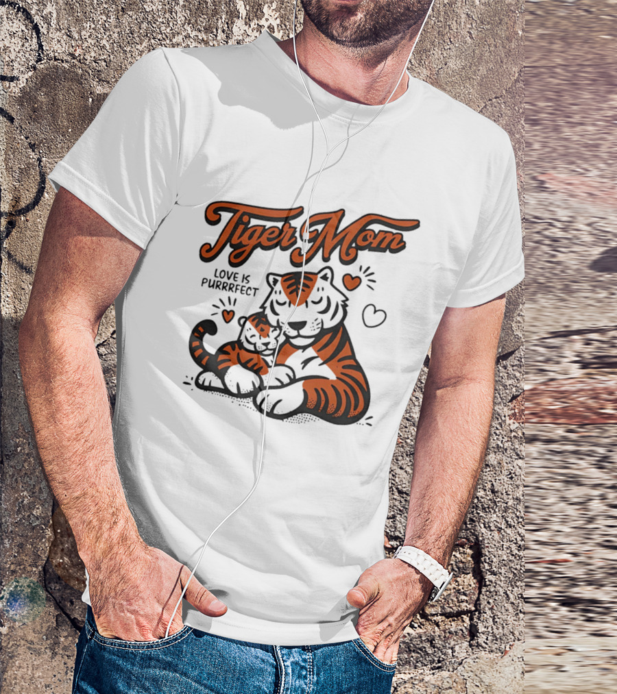 Tiger Mom Love Is Purrfect Cute Tiger Illustration With Heart T-Shirt
