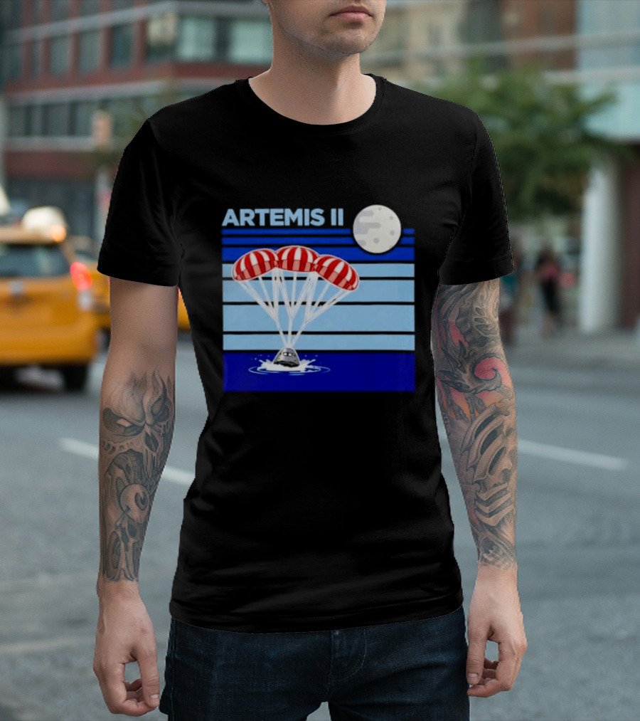 Artemis II Splashdown Red Parachutes Lunar Moon Landing T-Shirt