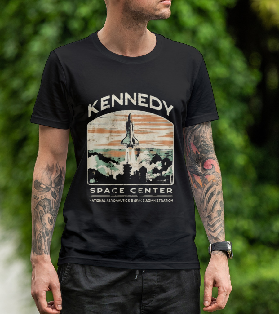 Kennedy Space Center Shuttle Launch NASA Vintage National Aeronautics And Space Administration T-Shirt