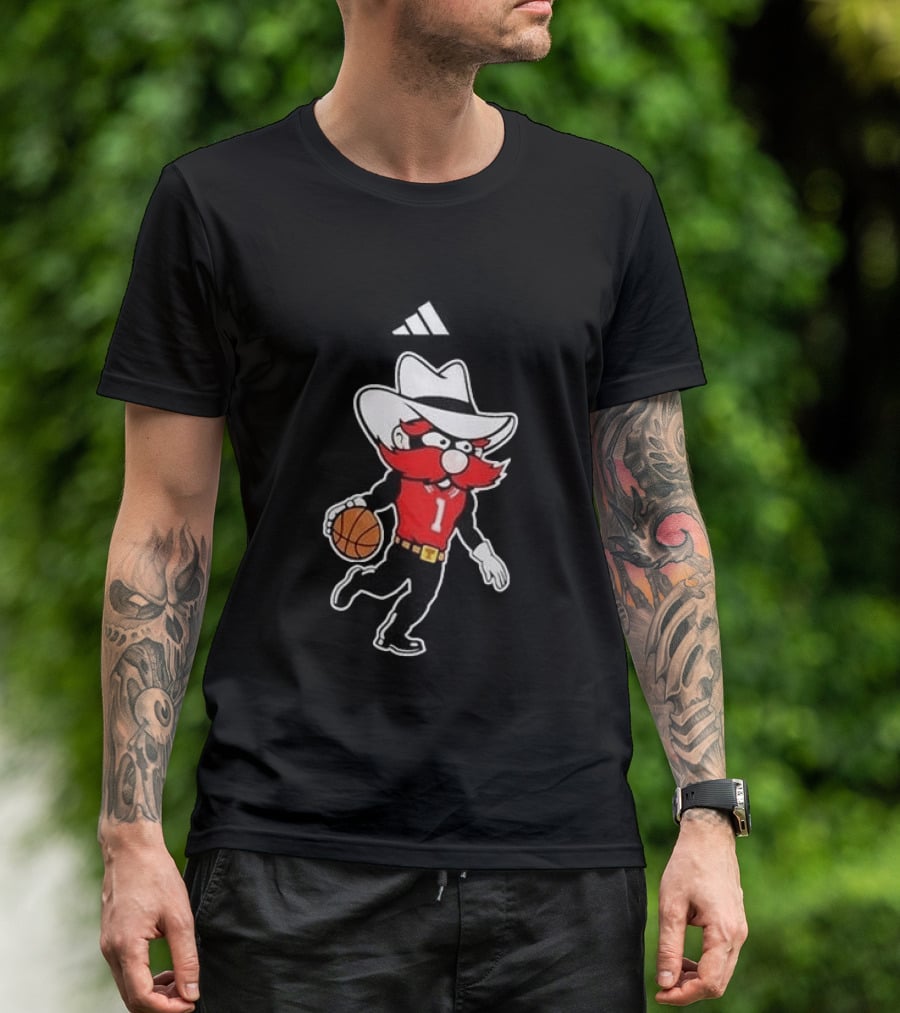 Texas Tech Red Raiders Basketball Wreck 'Em Raider Mascot Playing Basketball T-Shirt