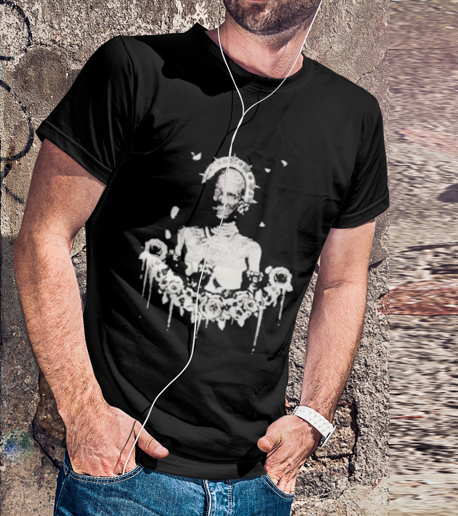 Red Barrels Games Liliya Roses And Skeletons T-Shirt