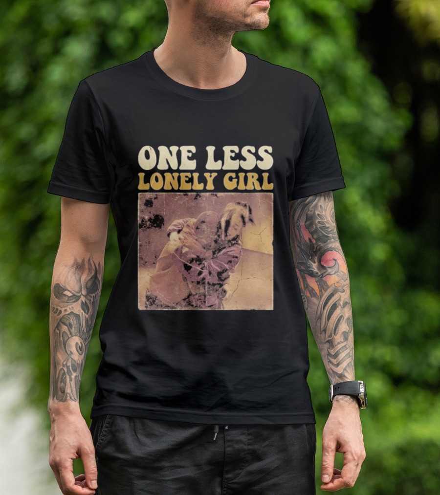Billie Eilish Justin Bieber One Less Lonely Girl Vintage Style Hug Scene T-Shirt